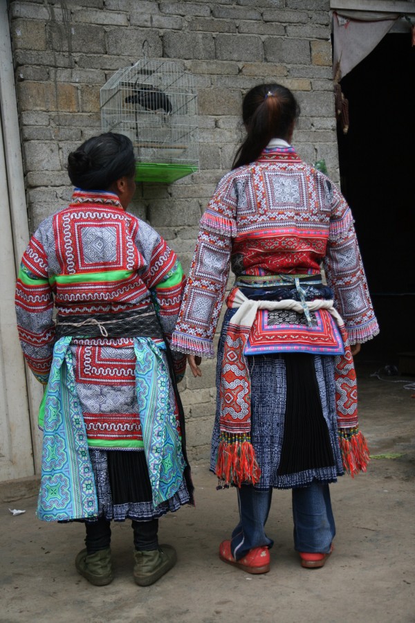 民族服饰- 苗族- 贵州黔西定新苗族蜡染百褶裙